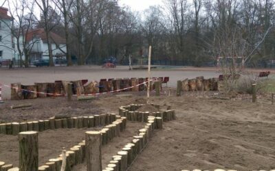 Achteckiges „Klassenzimmer“ im Schulgarten